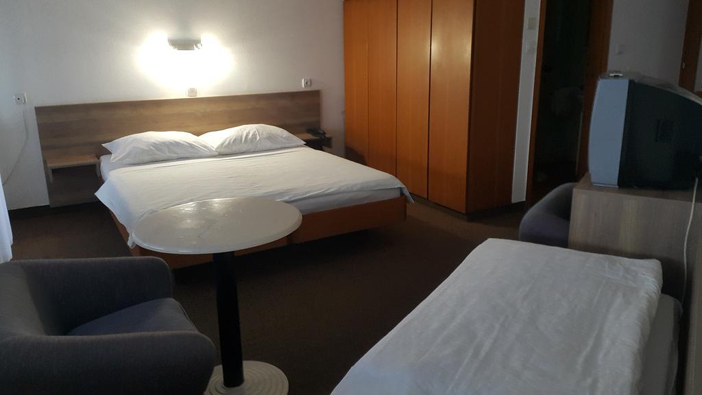 Hotel Trojane, Inspiration Of The Green Retreat Buitenkant foto