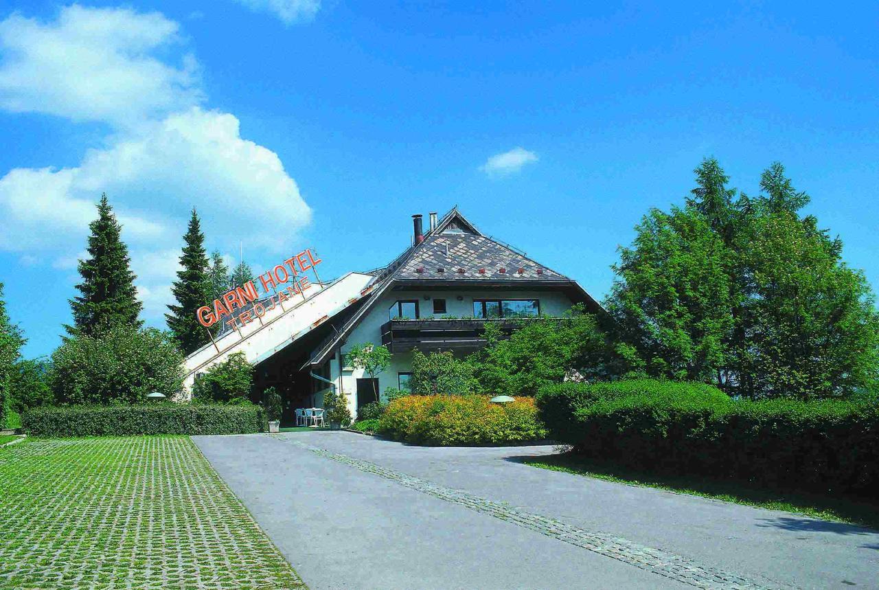 Hotel Trojane, Inspiration Of The Green Retreat Buitenkant foto
