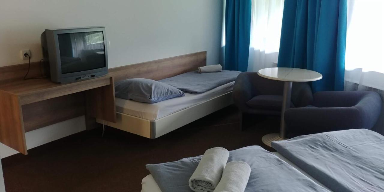 Hotel Trojane, Inspiration Of The Green Retreat Buitenkant foto